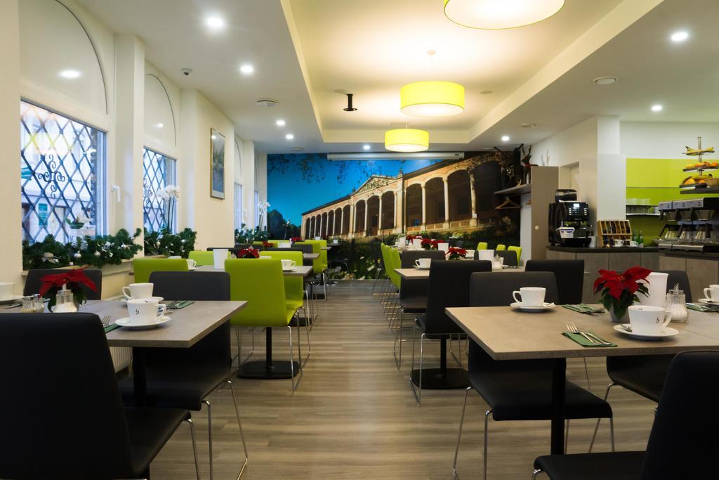 Löhr Hotel 3*